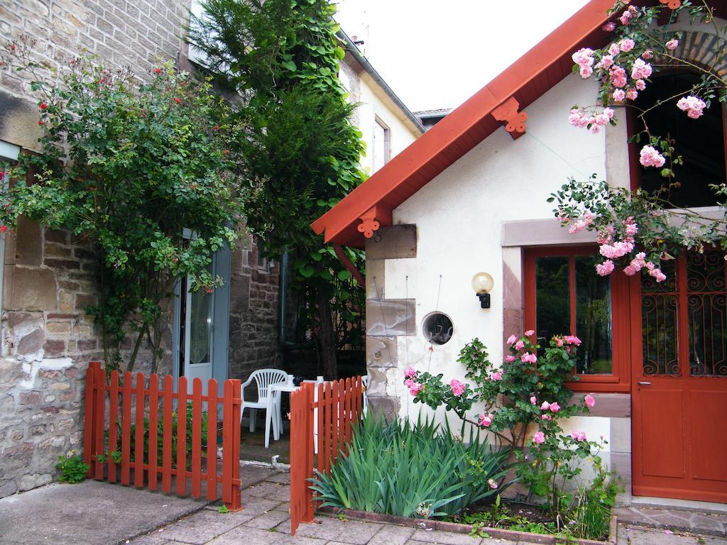 Villa Des Capucins Luxeuil-les-Bains Eksteriør billede